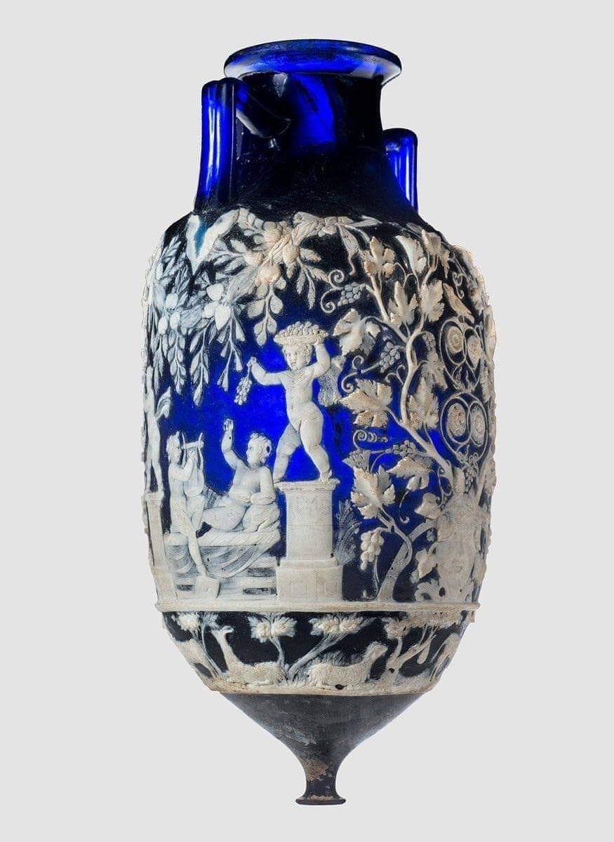 AlmanacAntiques's tweet image. Blue #cameoglass was one of the triumphs of #Roman #glassmakers. This #amphoriskos survived the eruption of #MountVesuvius at #Pompeii. Learn more at
facebook.com/antiquesandmor…