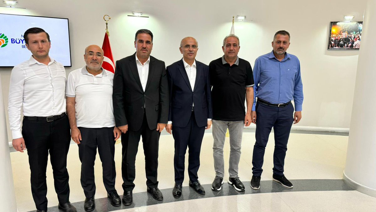 Malatya Dernekler Federasyonu ( Madef) olarak Malatya Büyükşehir Belediye Başkanı Sn.Sami Er beyi makamında ziyaret ettik.

Göstermiş olduğu ilgi ve alakadan dolayı teşekkür ederiz.