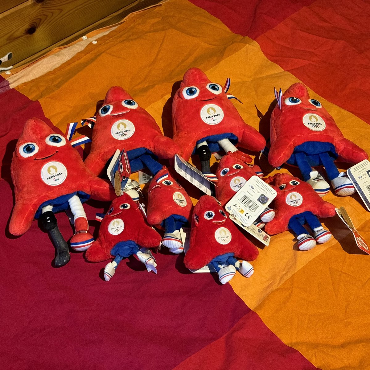 Sorry, not sorry 😭

#phryge #phryges #Paris2024