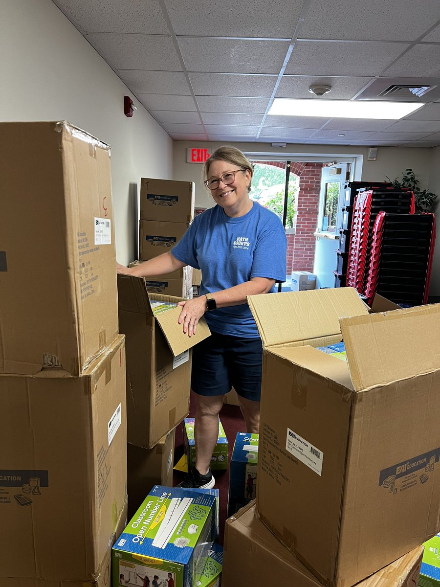 JCPS middle school math teachers, these <a href="/EAIeducation/">EAI Education</a> math manipulatives are being packed and will be heading your way soon!!  Thanks to the Teaching and Learning Specialists who helped pack boxes today!!  #HandsOnMindsOn #MathIsFun