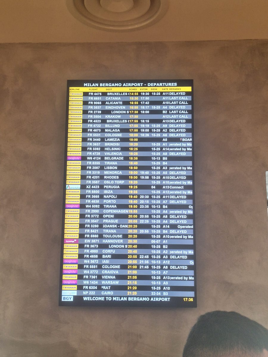 44% of <a href="/Ryanair/">Ryanair</a> flights are delayed in <a href="/MilanBergamoBGY/">MilanBergamoAirport</a>. 

The explanation in the #Myryanairapp was a small technical difficulty. 

Do you have 15 planes with technical difficulties? 

#delayed #ryanair #Flights #Milano #bergamo