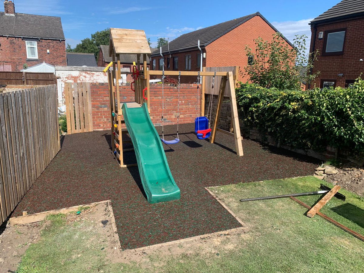 PMPSurfacing's tweet photo. Always great when we get to work in our local village. Our most recent small project took place at the local pub, The Thornley Arms, in Dodworth Two small areas of Flexipave and an area of Fleximulch to coat the play area. https://t.co/vnCvqxjf44