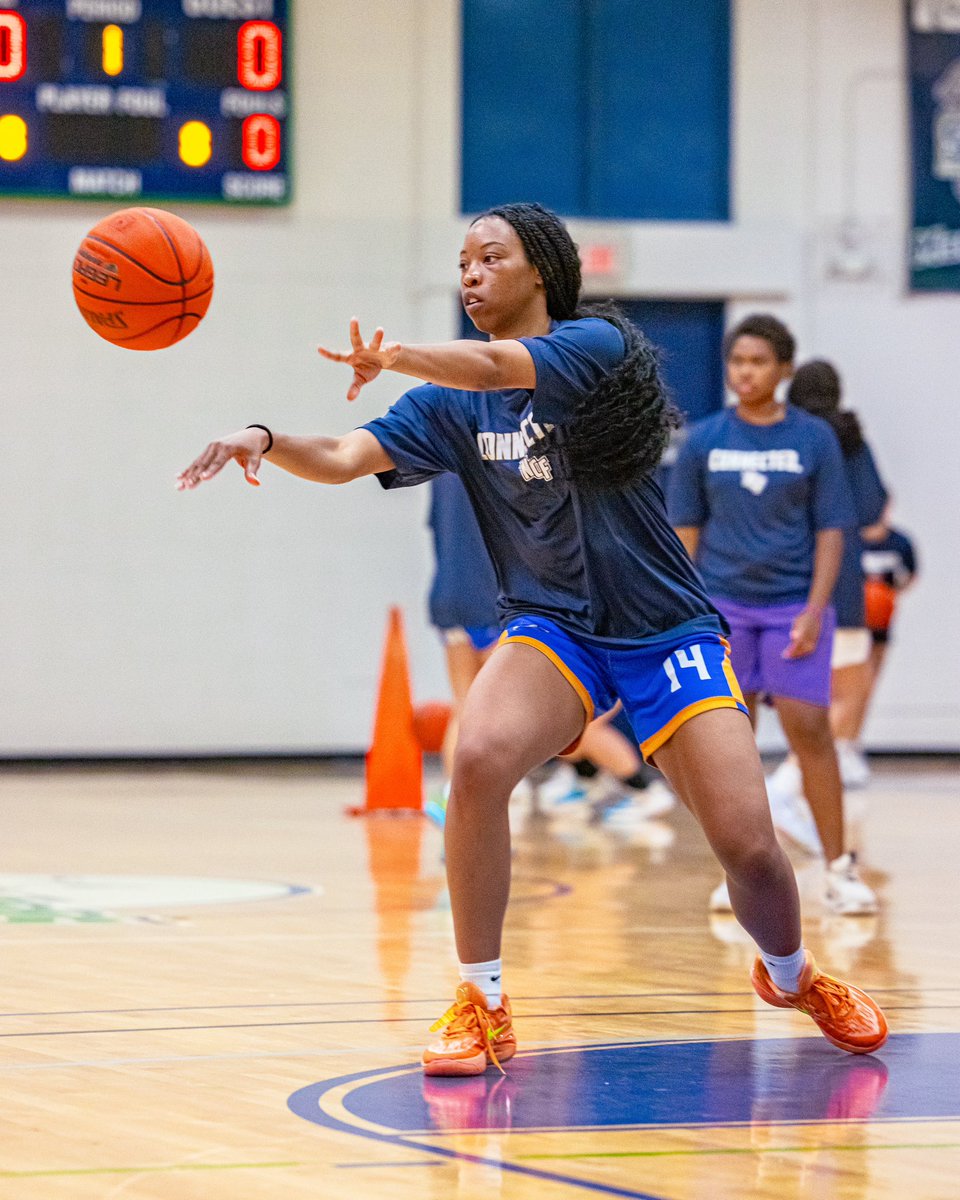 Connected ‼️💪🏀

#GoMightyBanyans