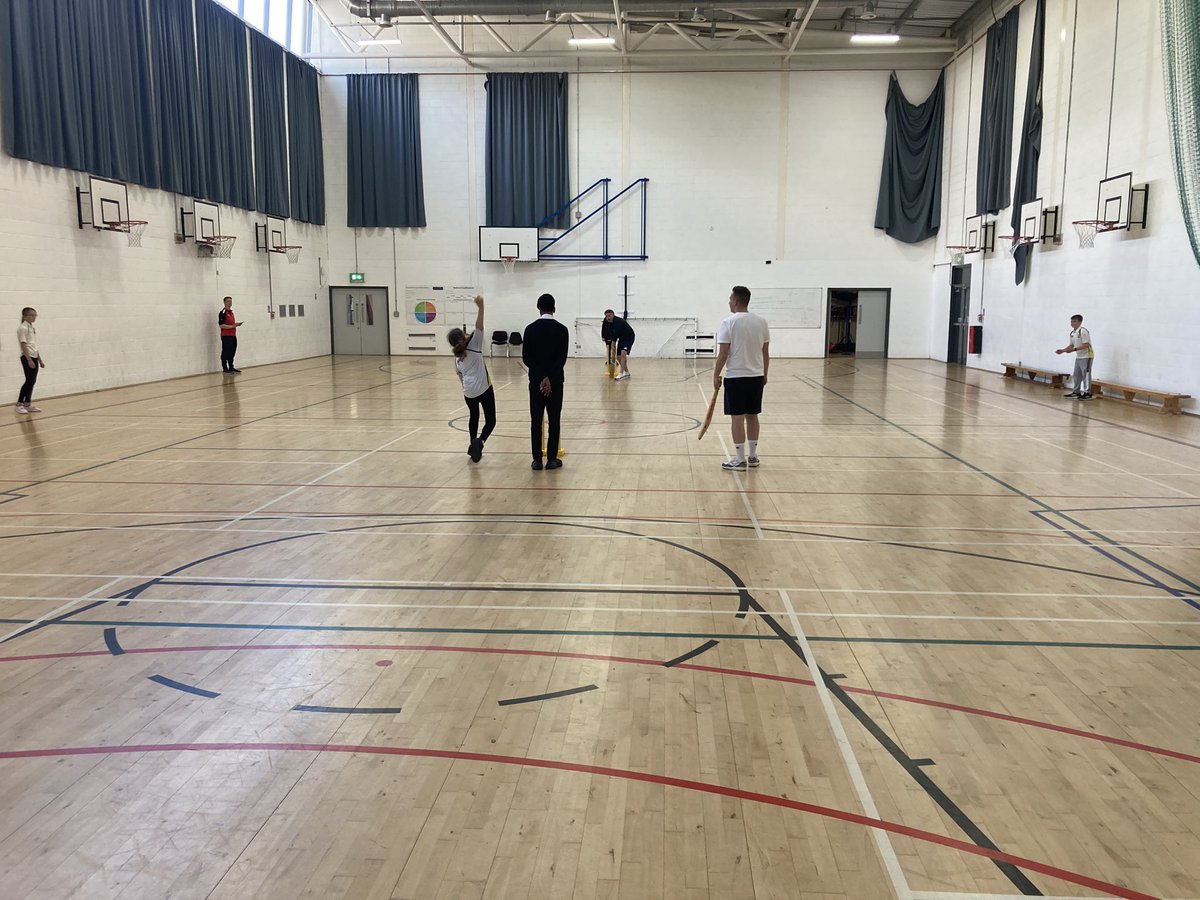 Impressive cricket skills from the junior and senior squads against Braes staff today! #RRSA #Article29