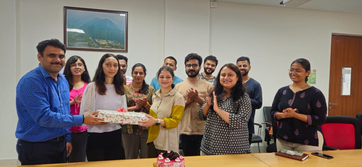 Yogesh_P008's tweet photo. Grateful to have my lab senior share her incredible journey as a Postdoc and now INSPIRE Faculty at @CSIR_IHBT.  Truly motivated to push boundaries and explore new horizons! #Research #phdlife @MetSysBioLab @poonam_1791 https://t.co/o5jXnlqdfd