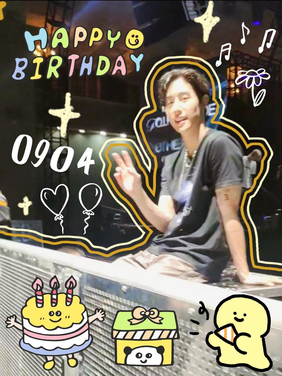Jina96824's tweet photo. @marktuan @yugyeom 恩恩生日快乐喔HBD~🎂🎁🎉💐
I Miss You I Miss You So Much 💘
你微笑的眼睛💕👀
让我心跳加速，目不转睛💓
爱你想你见你为我的日常画龙点睛😍 https://t.co/C8OeHLRB6y