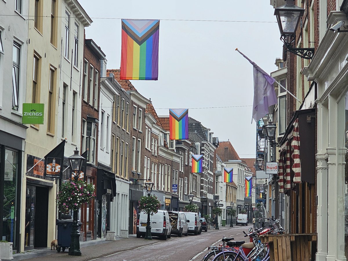 Sleutelstad's tweet photo. Stad maakt zich op voor tweede Pride Leiden

https://t.co/mbKPEMVTP1 https://t.co/Jo8ti9uG47