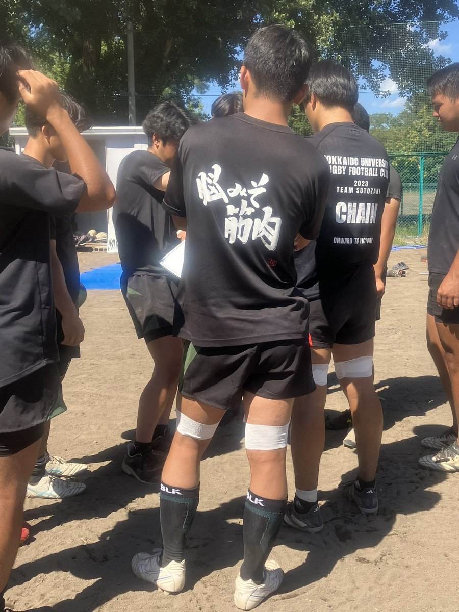 HURFC_official's tweet photo. 今日のRyuT『脳みそ筋肉』

 #北大ラグビー部 #RyuT https://t.co/Lqo24DsQAp
