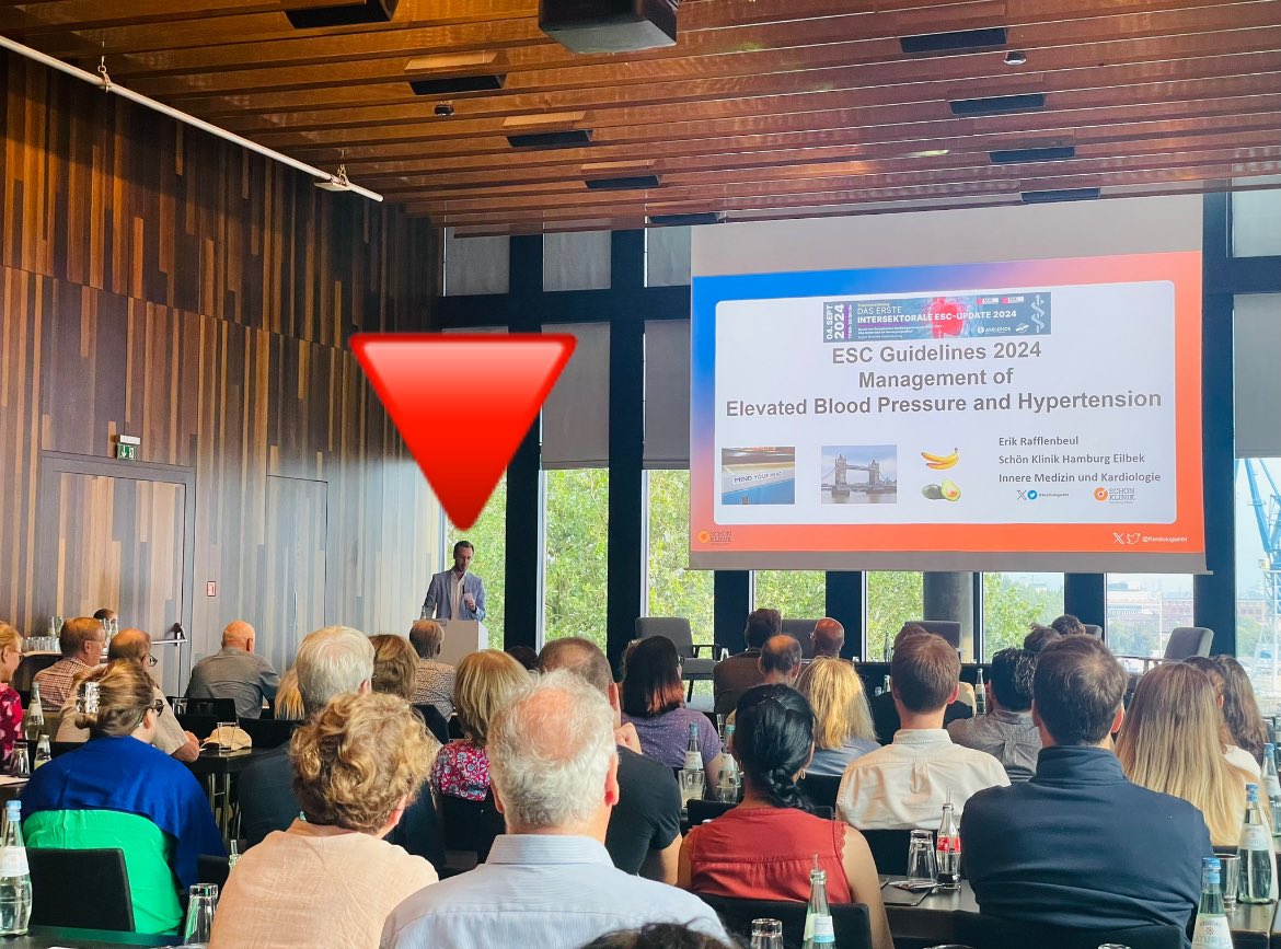 Tilman Schneider (@tschneidermd) on Twitter photo Volle Hütte beim #ERSTEN intersektoralen #ESC-Update mit Blick auf den Hamburger Hafen & <a href="/KardiologieHH/">Erik Rafflenbeul</a> mit den neuen Hypertonus-Leitlinien. Volle Hütte beim #ERSTEN intersektoralen #ESC-Update mit Blick auf den Hamburger Hafen & <a href="/KardiologieHH/">Erik Rafflenbeul</a> mit den neuen Hypertonus-Leitlinien.