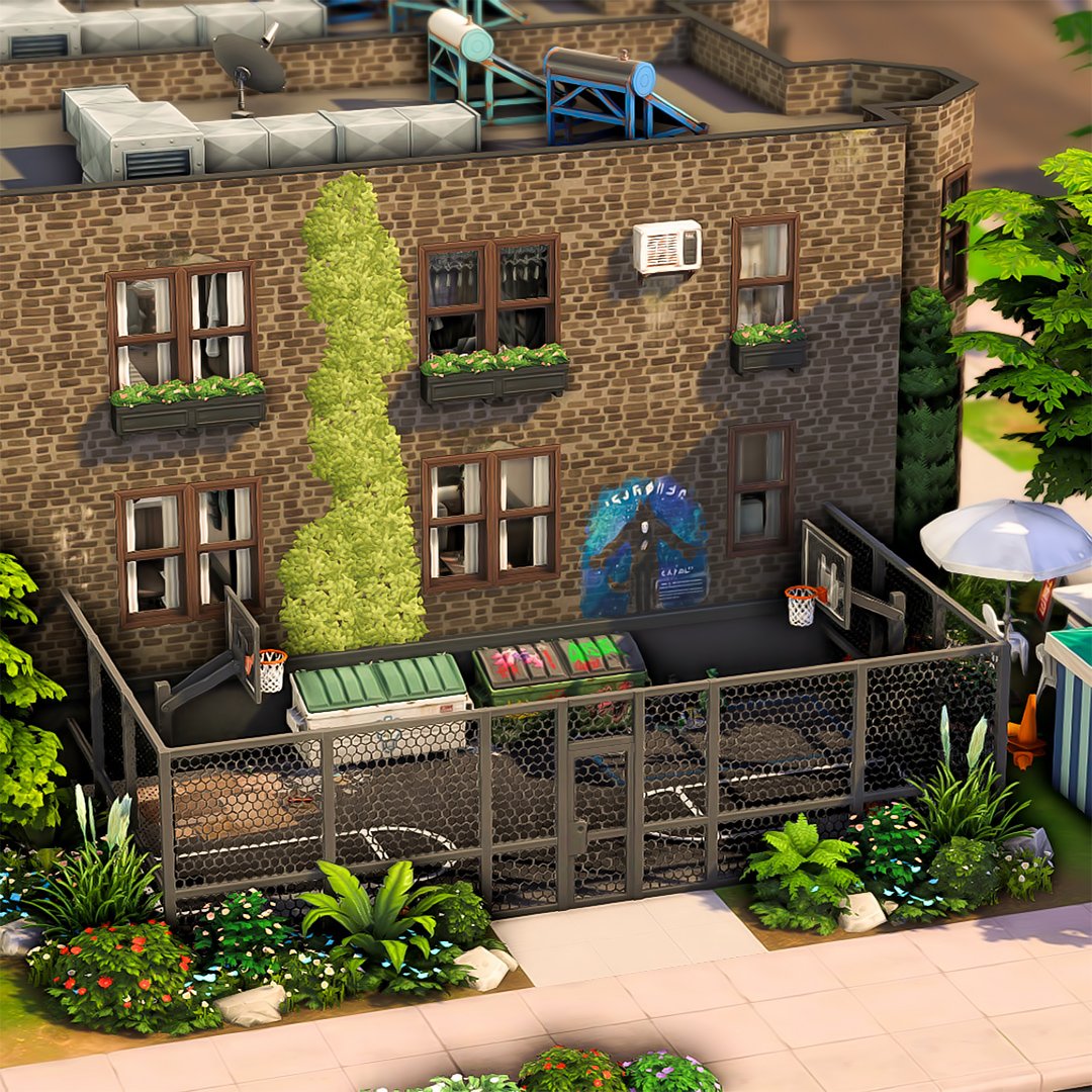 honeymaysims's tweet photo. I made some Rundown Apartments in Newcrest for my save file. I loved doing all the detailing! 📦 

Gallery ID: honeymaysims 
🎬 Watch speed build on my Youtube channel | #thesims #thesims4 #ShowUsYourBuilds @TheSims #eapartner https://t.co/8elWSODNCu
