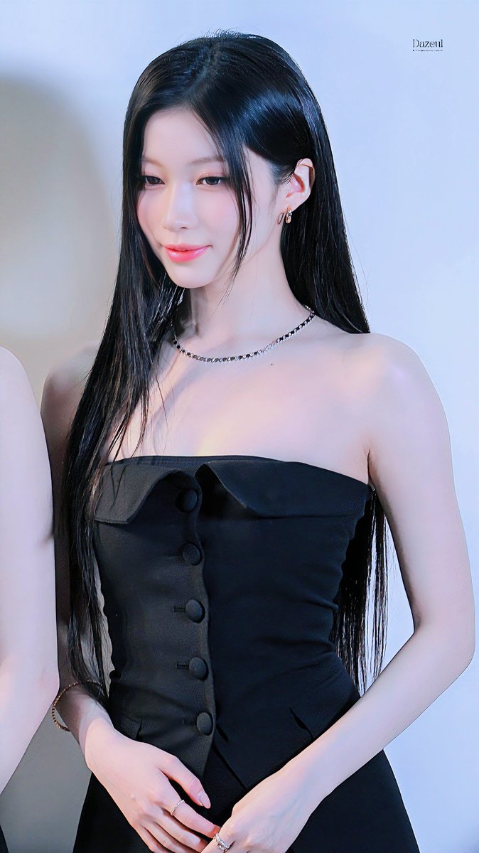 다즐 🐰🎀🖤 tweet media