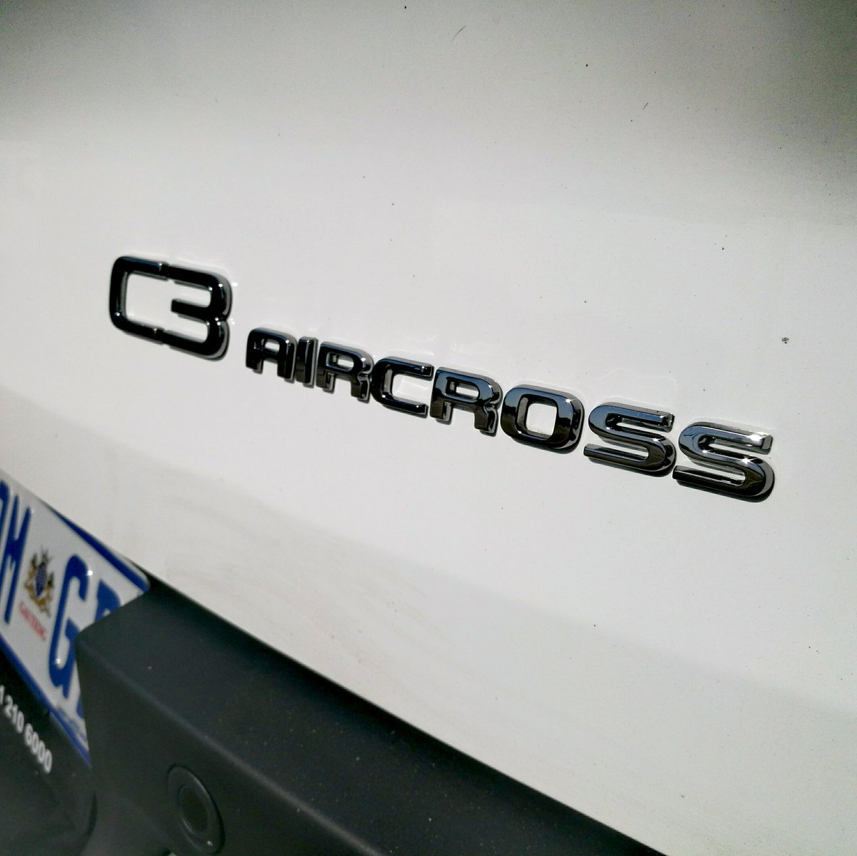 ThamiMasemola's tweet image. Stellantis is banking on the new Citroen C3 Aircross (1.2-litre turbo, 81kW, 205Nm, R344 900) to lift up its sagging sales volumes. Quite a heavy burden, but one that is not impossible, thanks to a competent package at an attractive price. What's wrong with a Citroen?