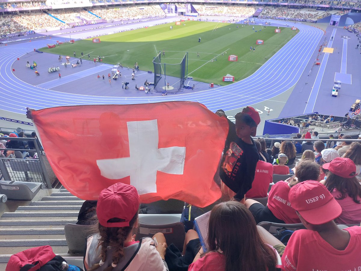 USEP 93 (@usep93) on Twitter photo Échange franco-suisse entre des classes de Lausanne et de <a href="/93Romainville/">Ville de Romainville</a> au <a href="/StadeFrance/">Stade de France</a>. Un beau projet olympique et paralympique dans le cadre de <a href="/Paris2024/">Paris 2024</a>. Merci <a href="/zainabSaidAnzum/">Zaïnaba SAÏD ANZUM</a> pour le soutien ! La fraternité en actes. <a href="/EpsCreteil/">EPS Académie Créteil</a> Échange franco-suisse entre des classes de Lausanne et de <a href="/93Romainville/">Ville de Romainville</a> au <a href="/StadeFrance/">Stade de France</a>. Un beau projet olympique et paralympique dans le cadre de <a href="/Paris2024/">Paris 2024</a>. Merci <a href="/zainabSaidAnzum/">Zaïnaba SAÏD ANZUM</a> pour le soutien ! La fraternité en actes. <a href="/EpsCreteil/">EPS Académie Créteil</a>