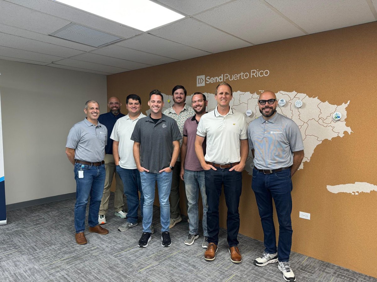 sendpuertorico's tweet photo. #visiontour

A group of pastors from the SBTC are visiting Puerto Rico to explore potential partnerships. They also stopped by the offices of @sendpuertorico . SNPR Director, Xavier Torrado explained to them in more depth about the vision for church planting on the island. https://t.co/mS1vaTarPn
