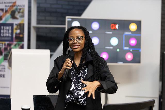 G E E K U L C H A 🇿🇦 tweet media