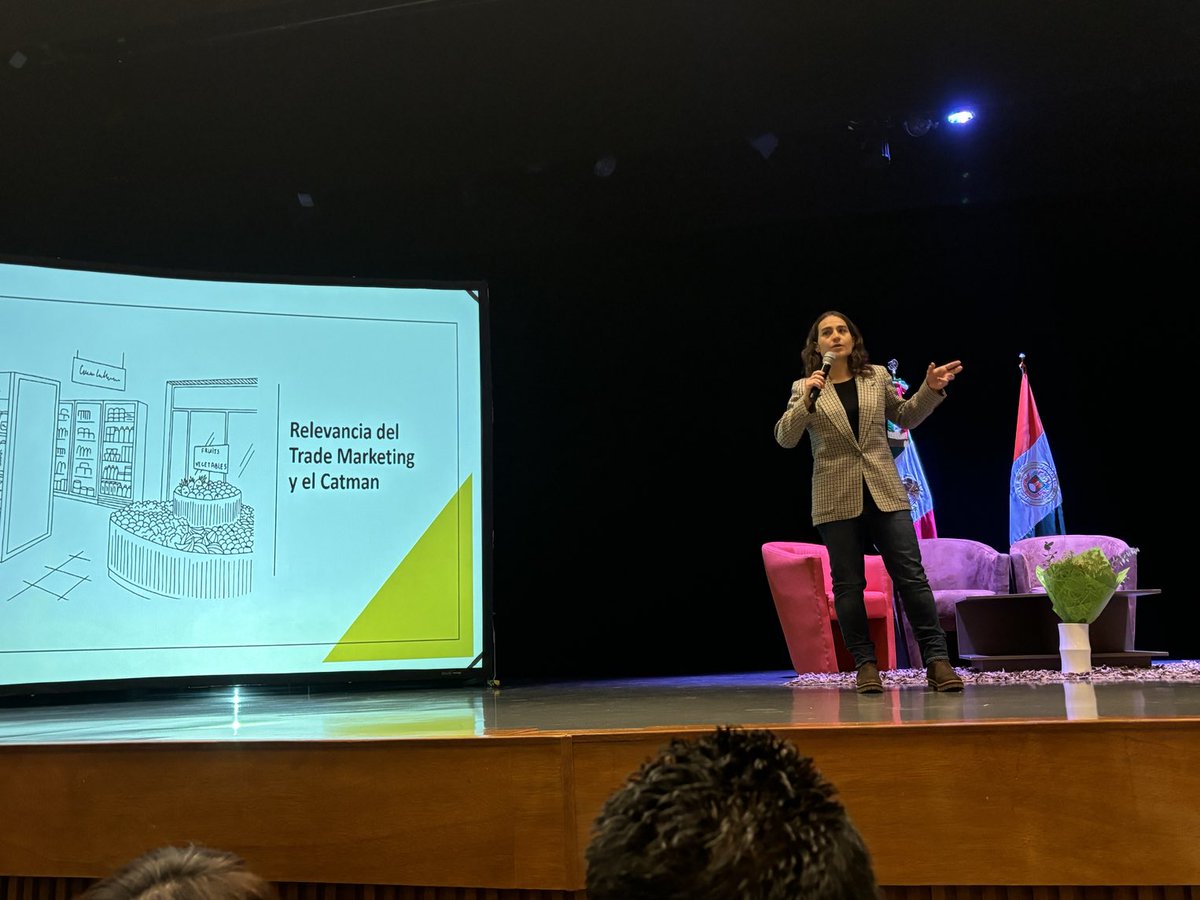 Un privilegio contar con mi egresada LHR 2008, Sofia Aguirre, gerente de tarde marketing en LEGO GROUP!! Felicidades Sofia!! Orgullo ⁦<a href="/udlap/">UDLAP</a>⁩ ⁦<a href="/LEGO_Group/">LEGO</a>⁩