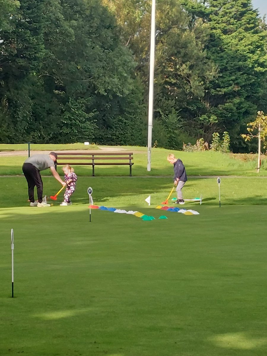 Stanley Park Golf Course tweet media