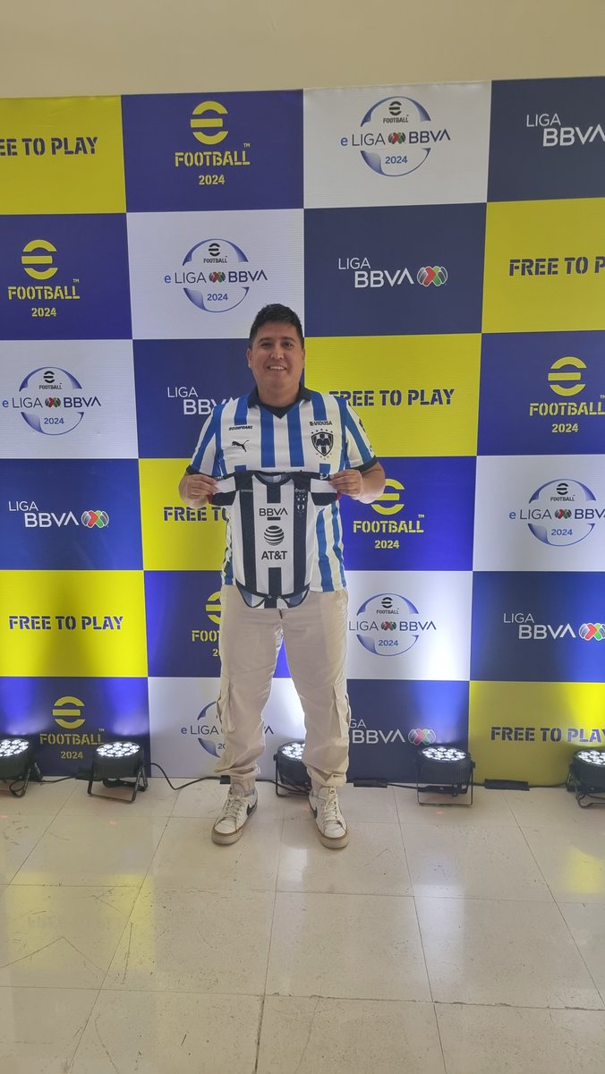 David Emanuel Carcanaguez tweet media