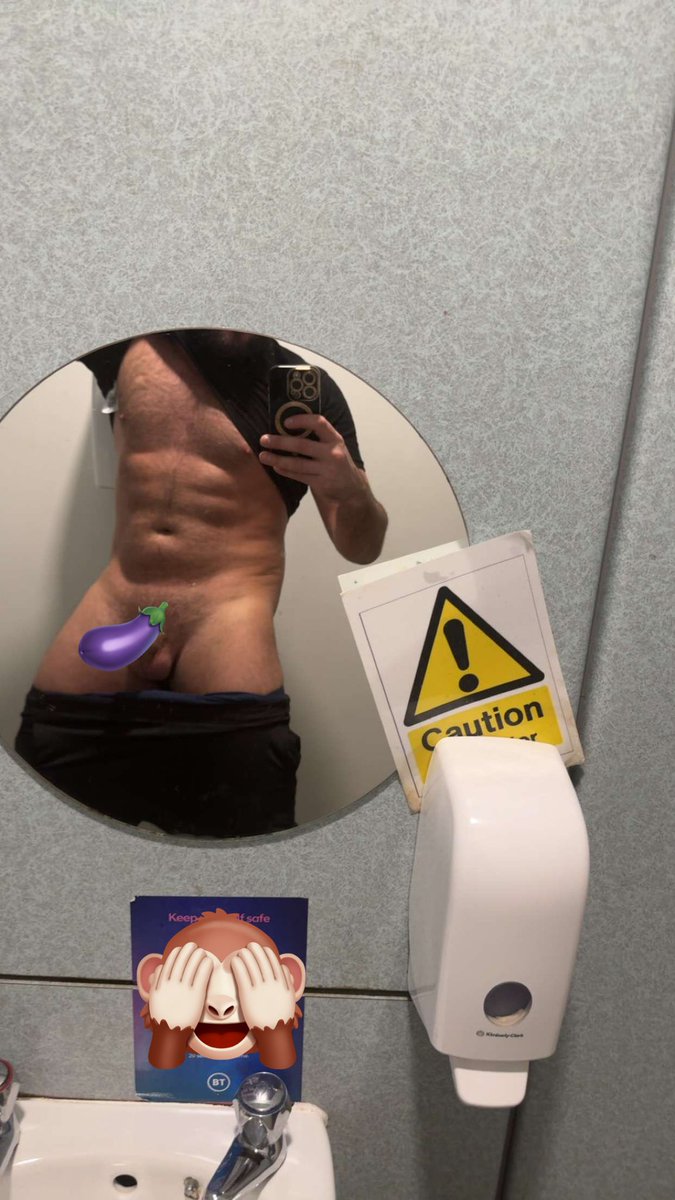 Working hard or hard working 
#hormy #hard #toilet