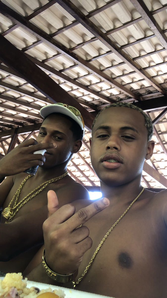 VulgoNetin's tweet image. Vai tomando e anotando ✍🏼🤑🧏🏻‍♂️🖕🏼