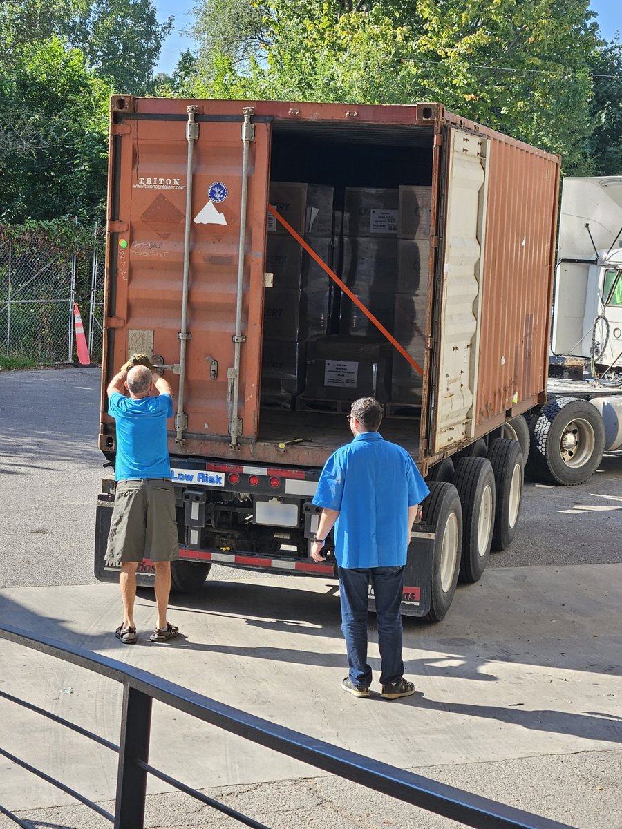 dynaCERT's tweet photo. 🚚 Shipment alert! Yesterday, we shipped 13 HG1R, 42 HG2R, and 55 1RFA1 (Automatic Refill Pump) units.
 
Our HydraGEN™ products are on their way to making a difference.
 
$DYA $DYFSF
#Energy #CarbonEmission #Tech #GreenSolution #Hydrogen #GHGEmissions #CleanTech #HydrogenEconomy https://t.co/0jqIJnHmVo