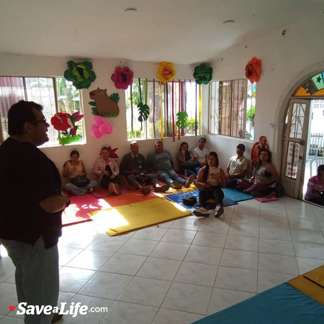 Time to recognize the effort of our SALI Trainers!
Edgar Díaz Orjuela, one of our incredible SALI Trainers, conducted CPR, AED, and First Aid training.

DM us or visit SaveaLife.com.
#CPR #AED #FirstAid #SALITrainer #CommunitySafety #LifeSavers #Partners #salitrainers