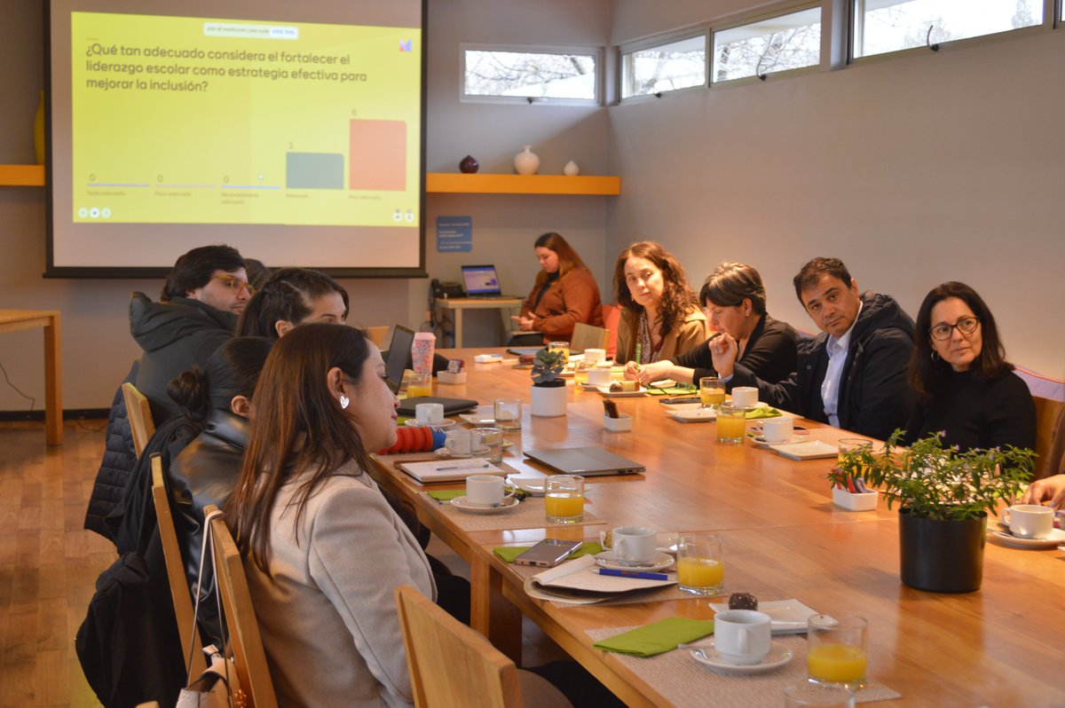Una gran jornada tuvimos junto a @CILED_LideresTP 
en la que analizamos en profundidad el estudio "Educación Técnico Profesional en Chile: una mirada desde la inclusión" 
Incluir a todos, sin excepción, es fundamental para construir un sistema educativo más justo y equitativo.