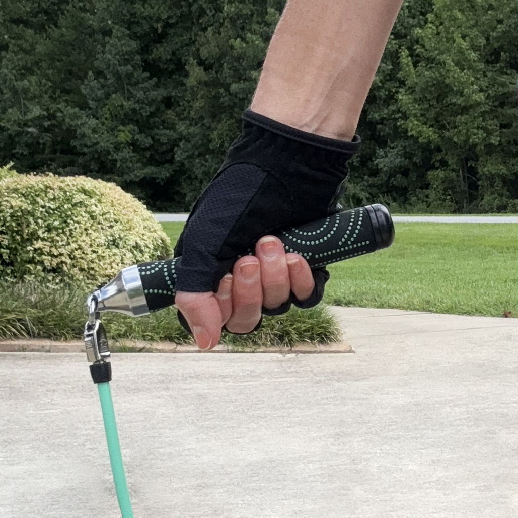 Say goodbye to blisters and hello to unstoppable grip! 🧤

Protect your hands, enhance your performance, and keep jumping stronger for longer with the new Crossrope Gloves 💪

crossrope.com/products/jump-…