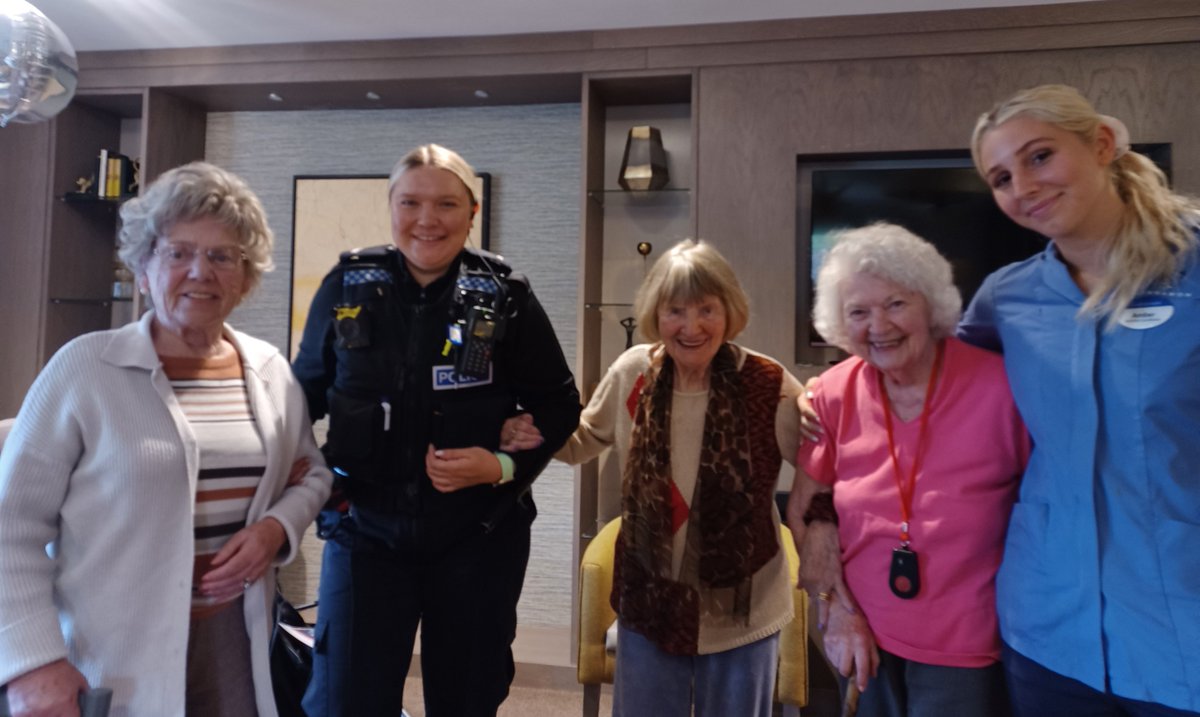 Last week, PC Phoebe Plant from Kidderminster Response Team attended the Gables Care Home in Hagley to deliver a presentation and advice on fraud prevention to residents. 

🔒 For advice and information on staying safe from Fraud, visit our website: orlo.uk/aqNak