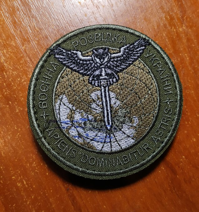 GrootCorine's tweet photo. @Y_Chornomorets @MapleSyrupF @olimanagraphics @Justinhead1982 @BloodOfTyrants2 @CordialCordite @akwtenn @Charles_Hedrick @blepharopsis @MariaSlavaUA #Patchcollectors !! You surely want patches signed by Ukrainian Snipers of the🦉 GUR 🦉
https://t.co/ki9myopSsn https://t.co/oMiupZU9mr