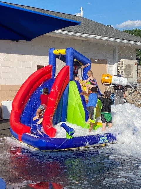 The <a href="/goridge_runners/">Bluefield Ridge Runners</a> are the recipient of the 2024 #AppyLeague Patriot Award!

🔗: appyleague.com/news/bluefield…