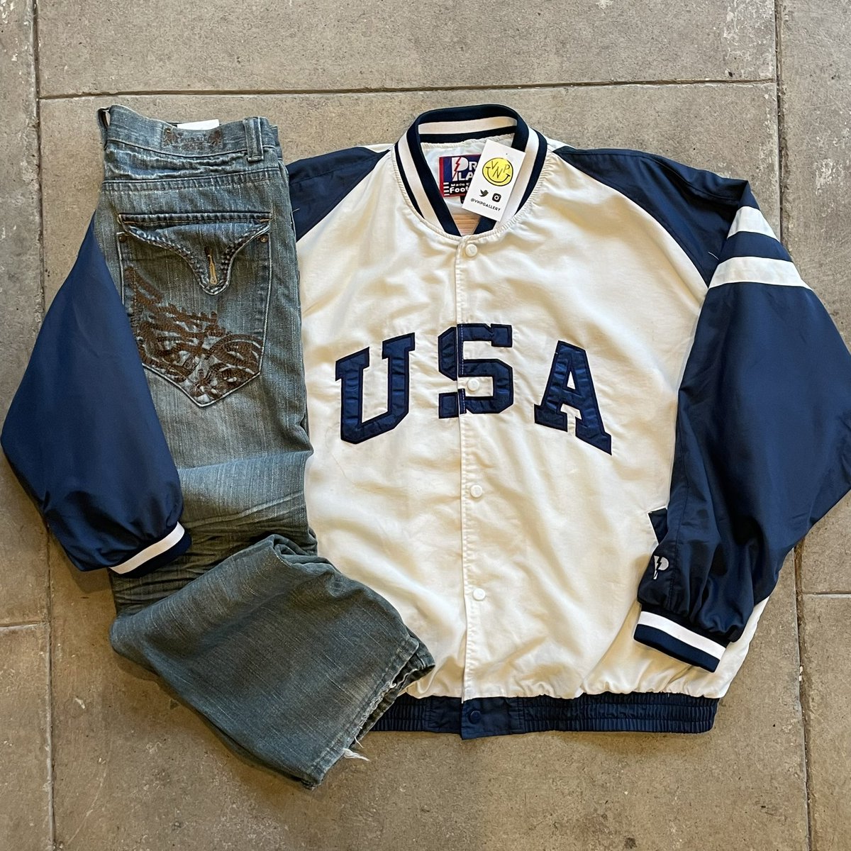 vnpgallery's tweet photo. ☔️☔️ HAPPY WEDNESDAY ☔️☔️

WE GOT WHAT YOU NEED FOR RAINY DAYS LIKE THESE 🧥🧥👖🥼🫡
HERE’S A COUPLE GOOD ONES!!🔥

Here till 6pm 🕕 
🛍️Come shop with us today🛍️

427 Peoples St🏝️ https://t.co/D3TAKeJPdf