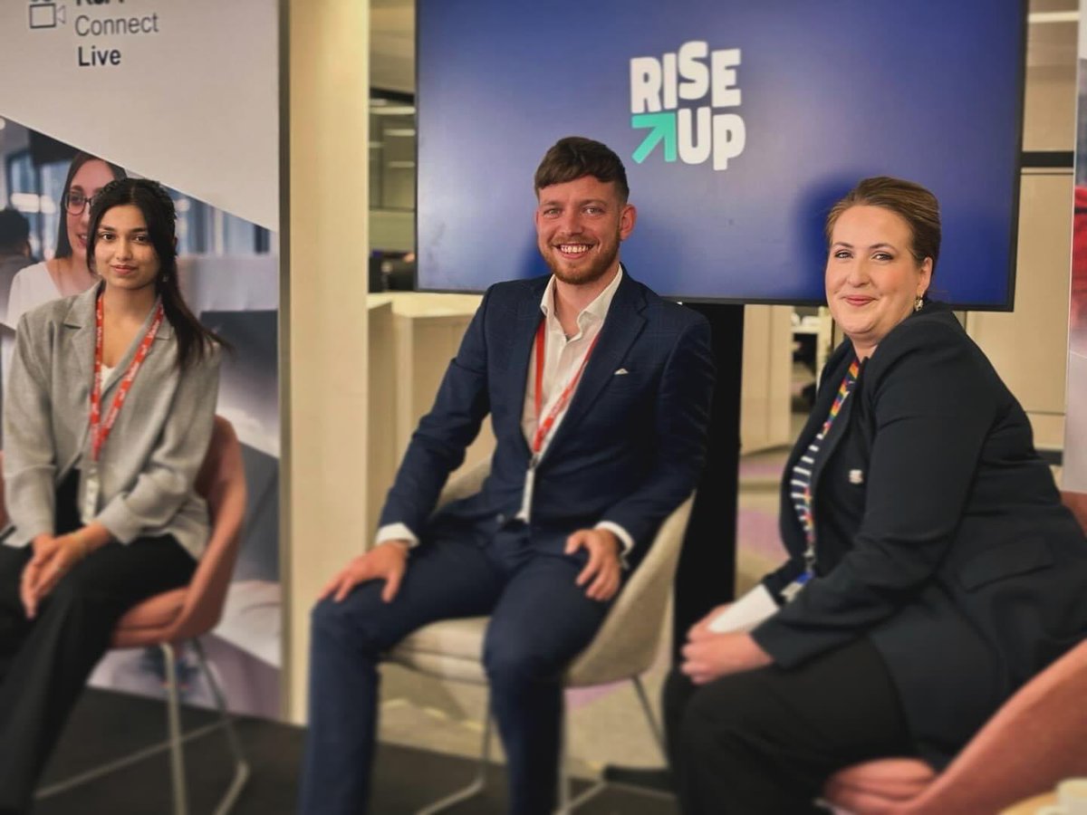Great to share my story along with the work we do at RISE UP earlier today at RSA Insurance. 40 people were live in the audience and 2000 tuned in online!  Youth unemployment is a big issue in the UK and it’s important we continue the conversation. We all play a part!