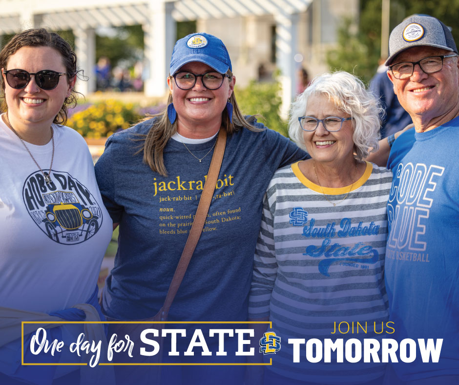 sdstateloyalty's tweet image. #OneDayforSTATE Dress Code = 🟦+🟨
⏱️ &amp;lt;12 hours to go, Jackrabbits!
📌onedayforstate.org