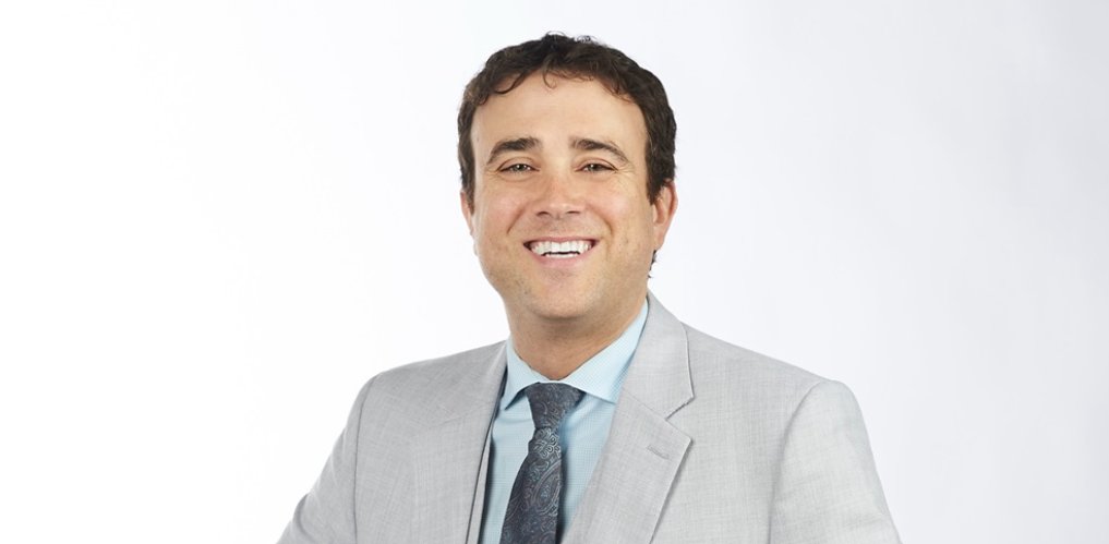 New in JUST. Wade Poziomka has become a giant in the field of human rights law by doing exactly what he always imagined a lawyer was meant to do: fight for the underdog. oba.org/JUST/Features_…