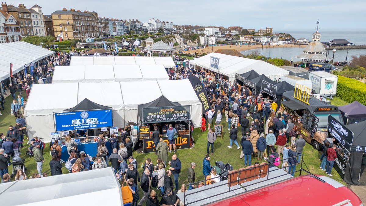 Where’s your go-to first stall? 🤔

Will you head straight for the sizzling street food, the indulgent sweet treats, or maybe a comforting hot drink? 🧡 

Let us know in the comments! 👇

#broadstairs #ramsgate #margate #kent #london