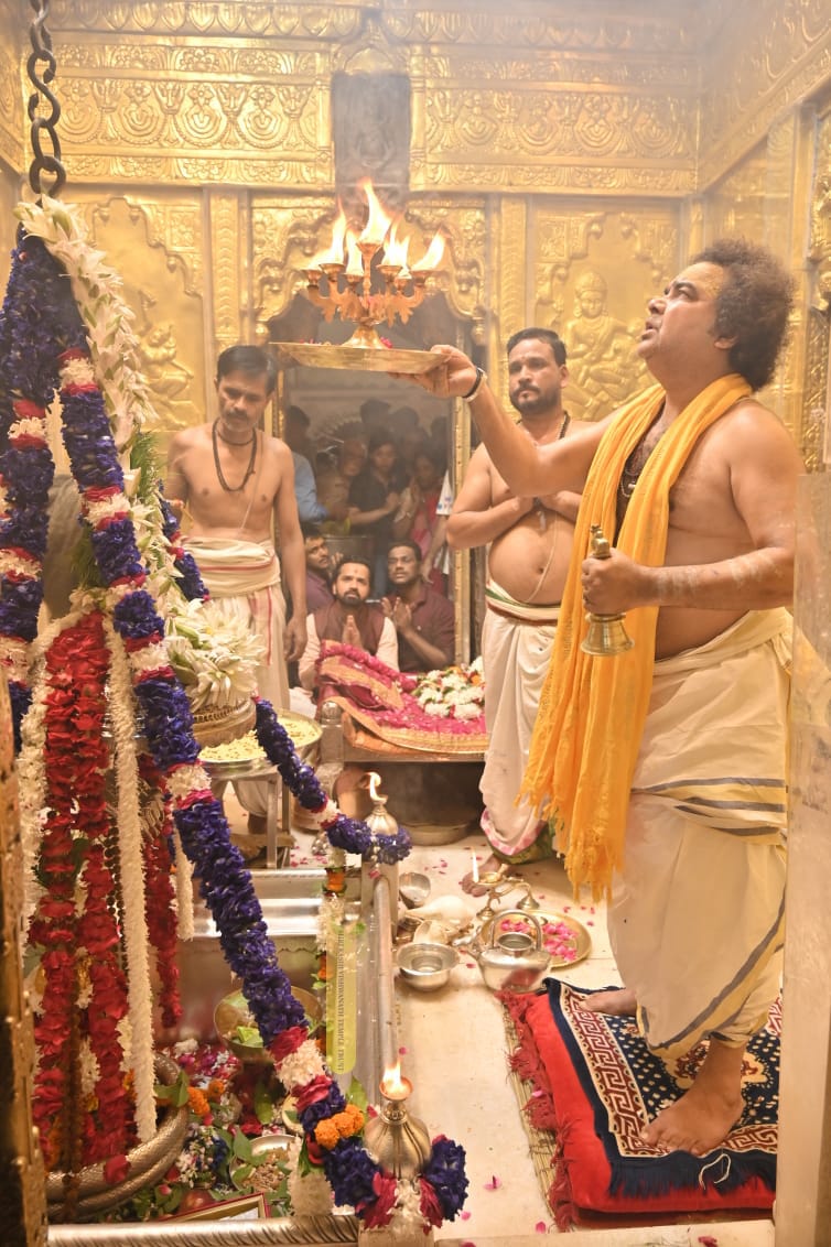 Shri Kashi Vishwanath Temple Trust tweet media