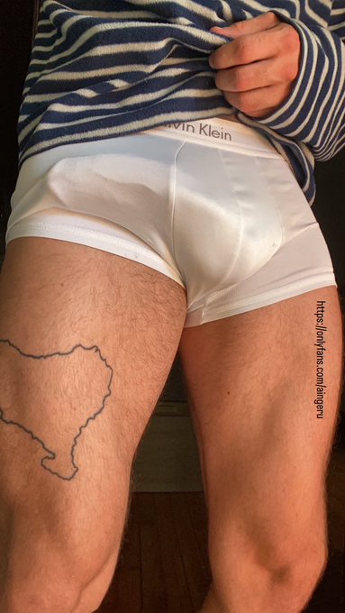 What about my Calvin’s ? ???

https://t.co/VVAFgIJTMx https://t.co/sZFiBOkzEL