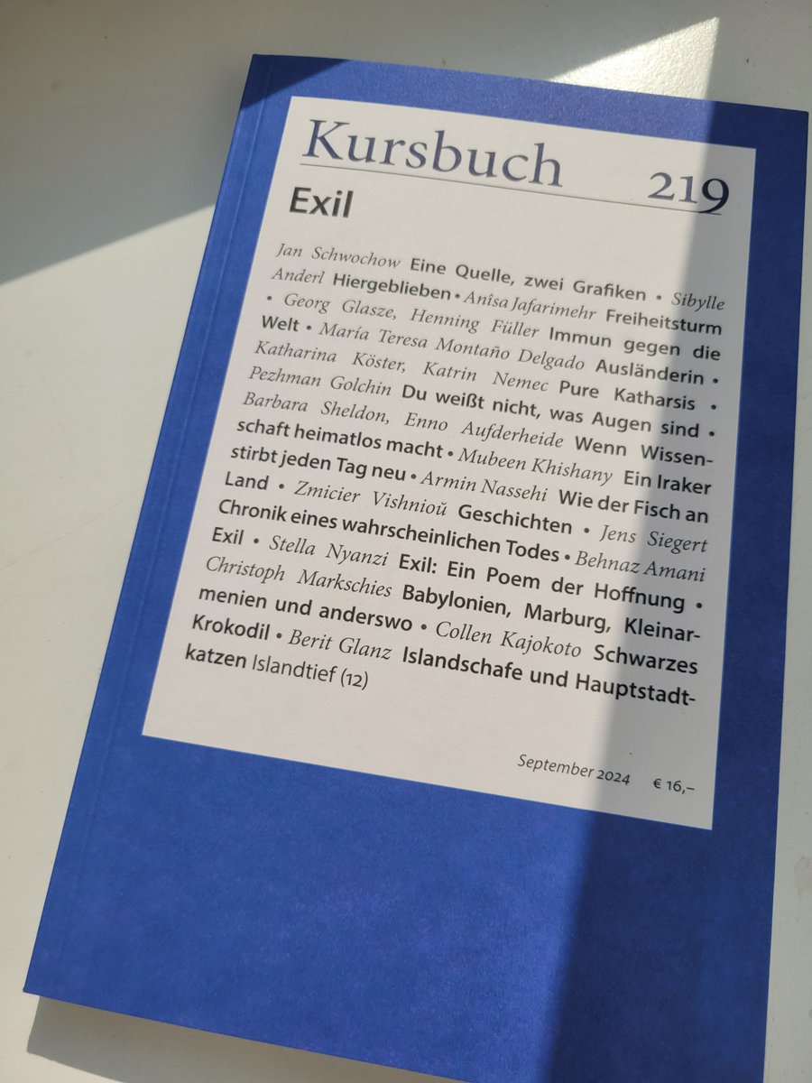 »Exil« - heute erscheint das neue Kursbuch, das sich mit den Zwischenräumen zwischen Heimat, Exil und Migration befasst. Mit dabei: u.a. <a href="/ArminNassehi/">Armin Nassehi</a>, <a href="/sianderl/">Sibylle Anderl</a>, <a href="/beritmiriam/">Berit Glanz (Dieser Account ist stillgelegt)</a>, <a href="/markschies/">Christoph Markschies @markschies.bsky.social</a>, <a href="/GGlasze/">Georg Glasze</a> und <a href="/jenssiegert/">Jens Siegert</a> und vielen mehr. Hier bestellen: kursbuch.online/shop/kursbuch-…