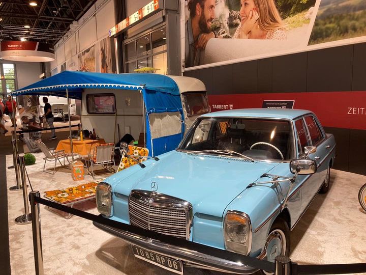 Por Düsseldorf, viendo las novedades del sector enel Caravan Salon