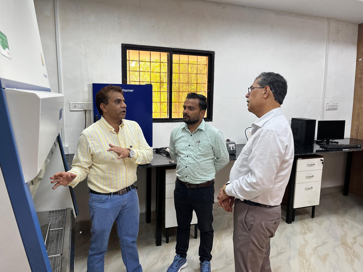 Ashutosh Kumar Yadav (@akybio) on Twitter photo Dr. Sanjeev Gupta ADG - Oilseeds & Pulses <a href="/icarindia/">Indian Council of Agricultural Research.</a> visited the #Biotechnology #plant_tissue_culture Laboratories at <a href="/ICARDA/">ICARDA</a> #FLRP_Amlaha_India and commended the research facilities that have been developed.<a href="/ShivKAgrawal/">Shiv Agrawal</a> <a href="/surendrabarpete/">surendra barpete</a> <a href="/BaumBCI/">Michael Baum</a> <a href="/AkankshaSi76161/">Akanksha Singh</a> Dr. Sanjeev Gupta ADG - Oilseeds & Pulses <a href="/icarindia/">Indian Council of Agricultural Research.</a> visited the #Biotechnology #plant_tissue_culture Laboratories at <a href="/ICARDA/">ICARDA</a> #FLRP_Amlaha_India and commended the research facilities that have been developed.<a href="/ShivKAgrawal/">Shiv Agrawal</a> <a href="/surendrabarpete/">surendra barpete</a> <a href="/BaumBCI/">Michael Baum</a> <a href="/AkankshaSi76161/">Akanksha Singh</a>
