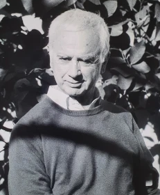 OralHistoryEcon's tweet photo. 3/  The seminar investigated “what generates, maintains, substitutes, or collapses trusting relations”. Interviews were conducted with seminar speakers, with the aim of documenting both the organization and proceedings of the seminar, as well as its impact on participants. https://t.co/cjMe71f4wW