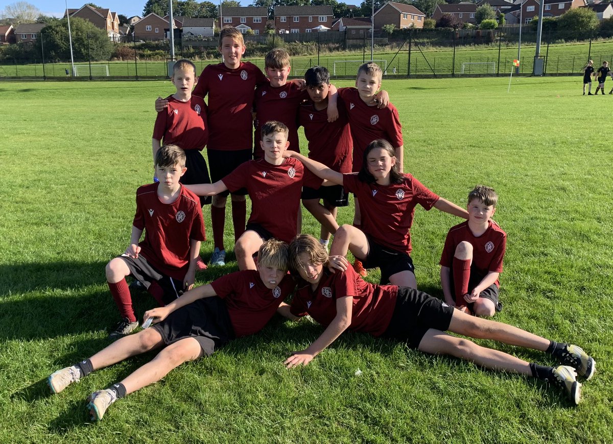 Great afternoon of rugby against <a href="/BraesPE/">BraesPE</a> <a href="/LHS_HWB/">Larbert High School HWB</a> <a href="/dennyhigh_pe/">Denny High PE 🏳️‍🌈🌟</a> for our S1 boys. Incredible to see how far the boys have come in such a short period of time. For most of them it was their first rugby match - it didn’t show. Well done boys #weareFHSRugby #weareFHS