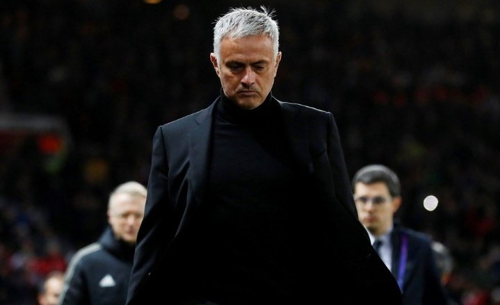 FrankEra_'s tweet photo. José Mourinho's Man United in the Premier League, 6 years ago: 

• 81 points 
• 28 goals conceded
• 18 clean sheets 
• Won against all of the other 19 Premier League clubs 
• +40 GD

You're lying if this wasn't your favourite period post Fergie.. https://t.co/1fmLOTVSNC