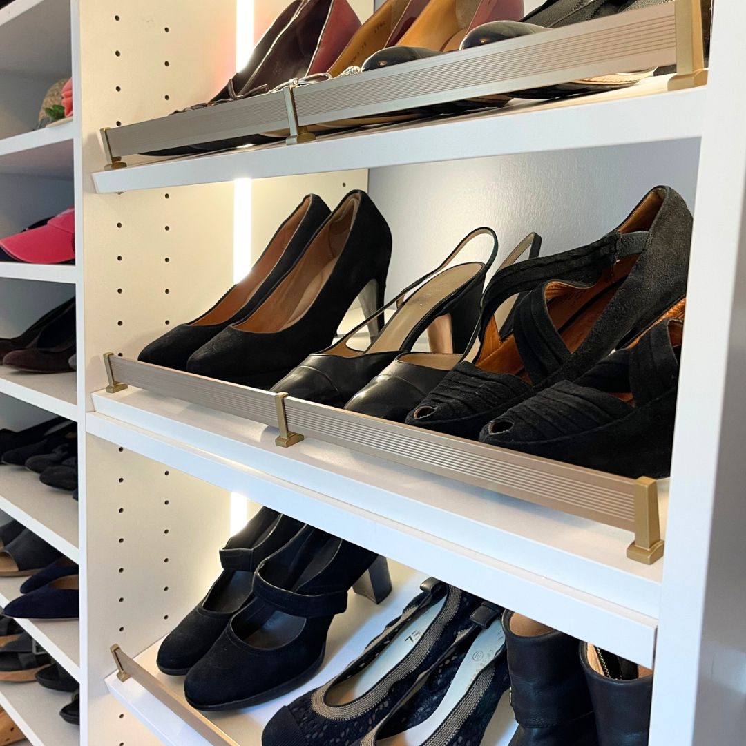 NEnglandClosets's tweet photo. Tired of searching for the right pair of shoes? Our custom closet solutions make it easy to find exactly what you need, when you need it! 

#SudburyMA #NewEnglandClosets #CustomClosets #ClosetDesign #Organization #HomeDesign https://t.co/VnfJHIlQ8Q