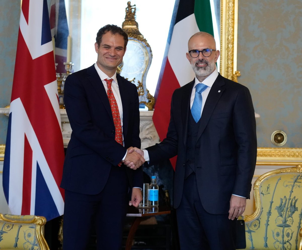 ukinkuwait's tweet photo. تعلن المملكة المتحدة والكويت عن تقديم تمويل مشترك جديد يبلغ 4.5 مليون جنيه استرليني لمساعدة اليونيسف على تقديم المساعدات المنقذة للحياة إلى قرابة 2.5 مليون شخص في غزة واليمن @FCDOArabic @MOFAKuwait @HFalconerMP
#JSG21
البيان الصحفي الكامل عبر الرابط 👇🔗
https://t.co/dunTU7KN1A https://t.co/ztIGLy99Kp