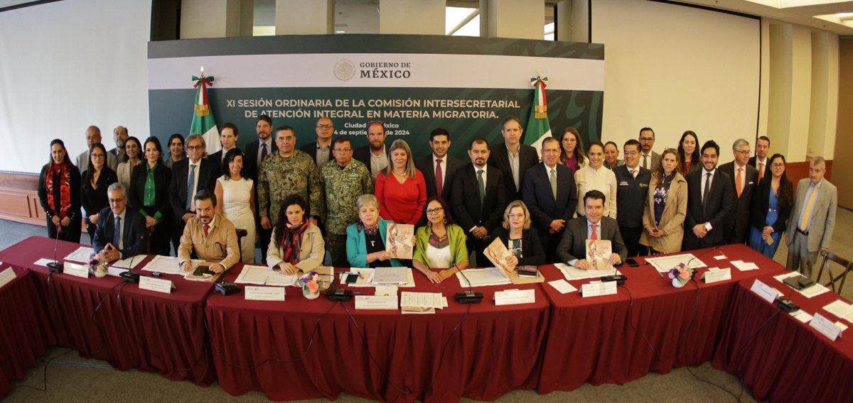 FinabienMex's tweet photo. #FINABIEN, bajo la dirección de Rocío Mejía , colabora con dependencias federales a favor de la inclusión financiera de l@s connacionales. En el Grupo4: Atención a comunidades mexicanas en el exterior.  XI Sesión Ordinaria de la #CIAIMM @SRE_mx @IME_SRE https://t.co/Cj0Ieff5y2