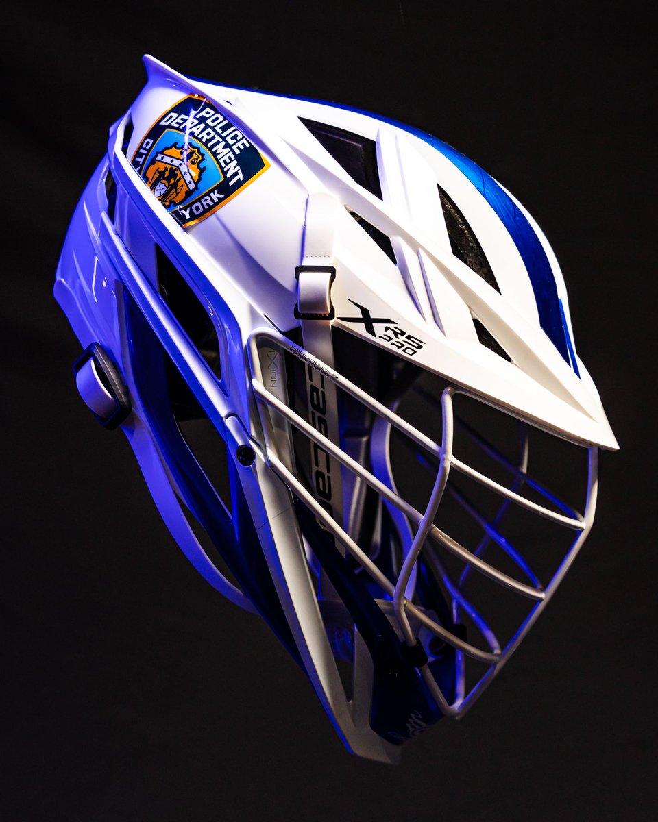 PremierLacrosse's tweet photo. A SPECIAL EDITION HELMET MATCHUP 🔥

The official helmets for the Battle of the Badges, powered by @ticketmaster. 

FDNY vs. NYPD— Who you got? ⬇️ https://t.co/A9pVrleg9Z