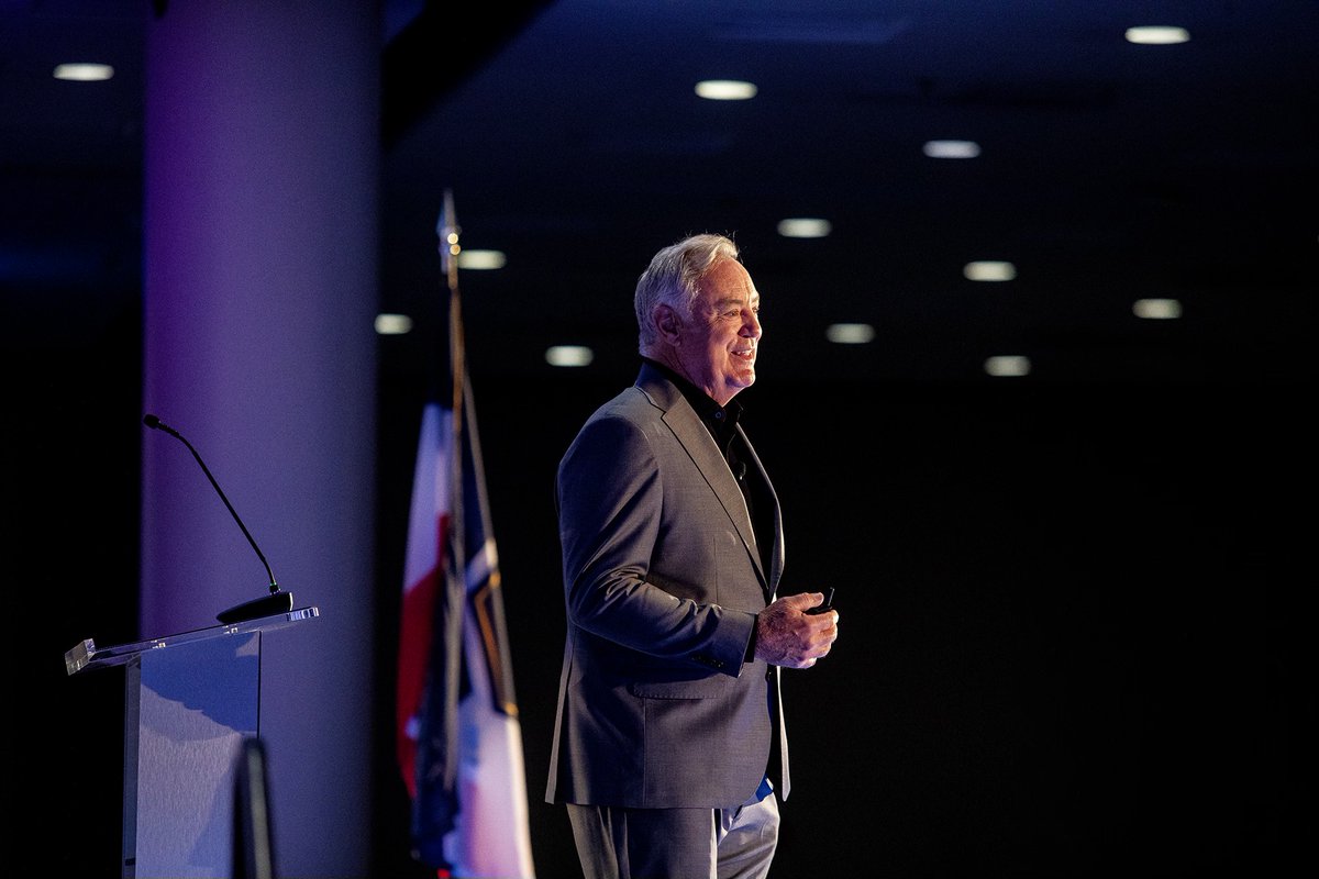 Welcome <a href="/ULCTcitycafe/">ULCT</a> attendees to Salt Lake City for the annual convention! 

It was an honor to introduce the man who has given so much to the Olympic and Paralympic movement here in Utah, Fraser Bullock, and hear from 1980 Olympic USA hockey team goalie Jim Craig.