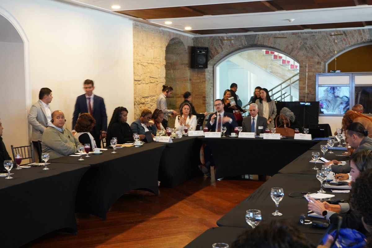 Last week <a href="/NDIgov/">NDI Democratic Governance</a> in partnership with <a href="/house_democracy/">House Democracy Partnership</a> conducted a technical assistance mission with <a href="/NDICol/">NDI Colombia</a>  and <a href="/CamaraColombia/">Cámara de Representantes de Colombia</a> to support the Afro-Colombian Legal Commission (<a href="/AfroComision/">Comisión Legal Afrocolombiana</a>). 🇨🇴